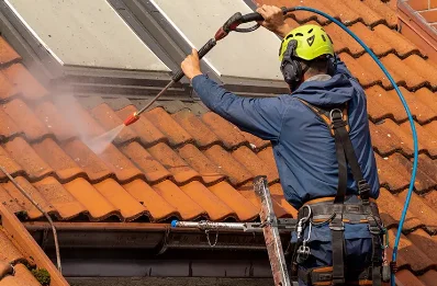 Démoussage et hydrofuge de toiture à Hem
